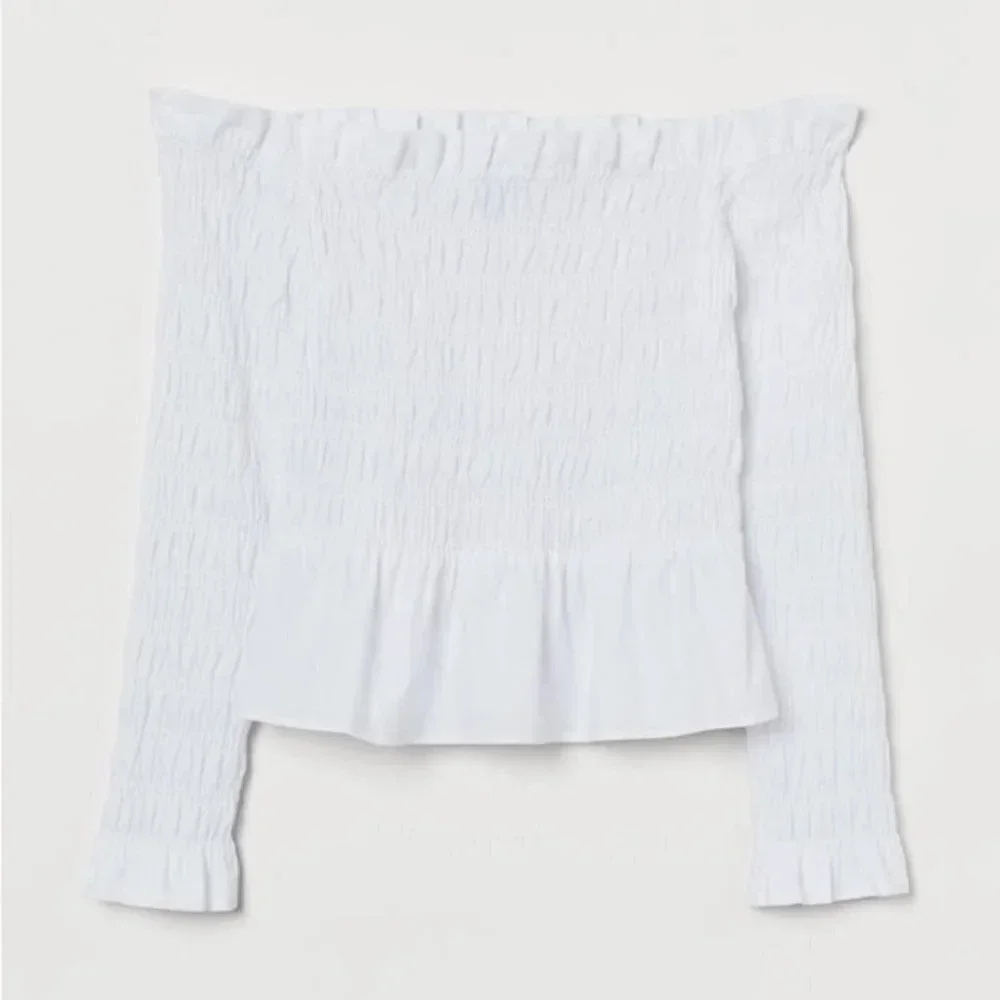 NWT H&M White Off The Shoulder Top